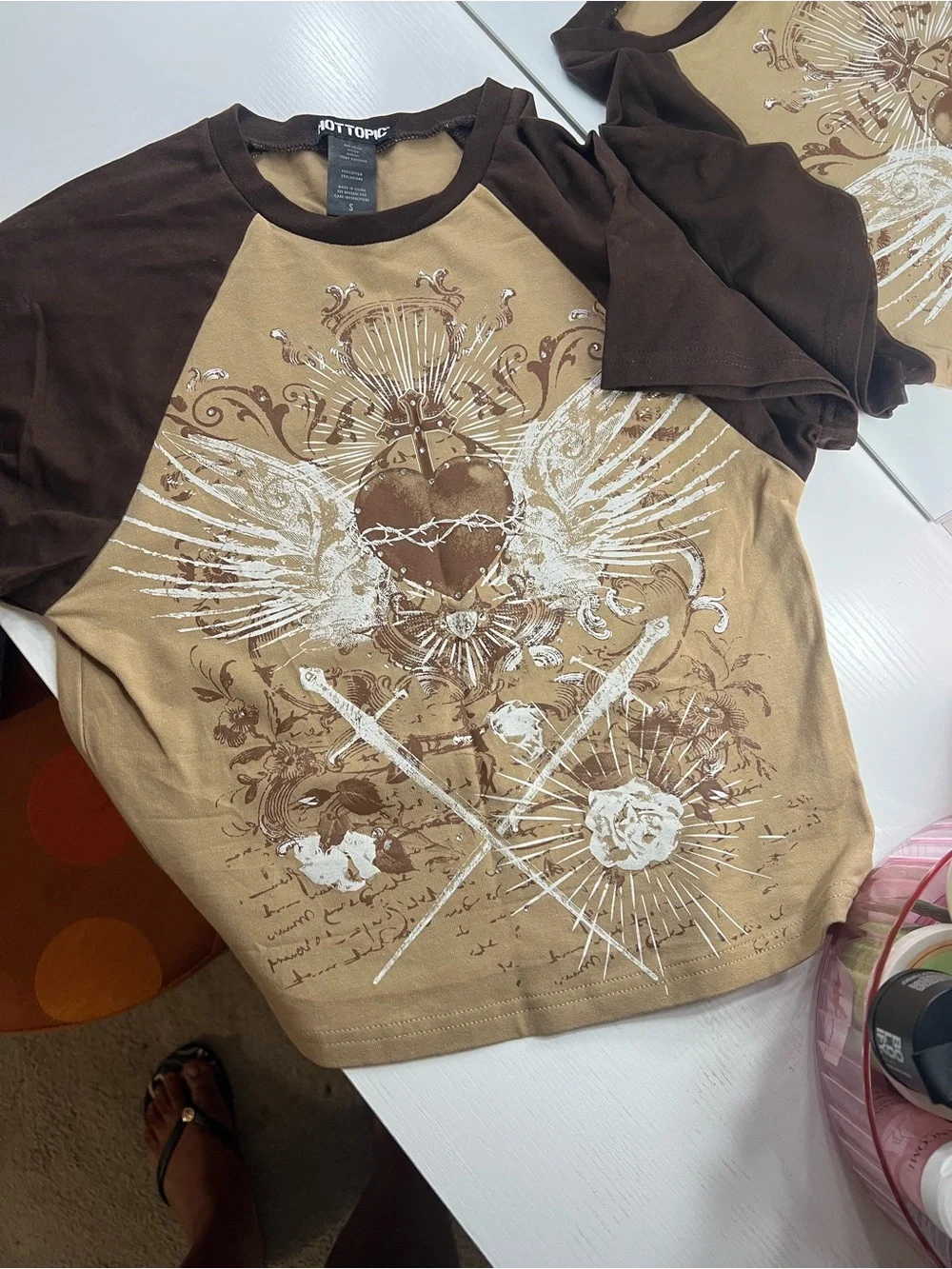 Hottopic Size S Scared Heart and Sword Rhinestone Raglan Tee